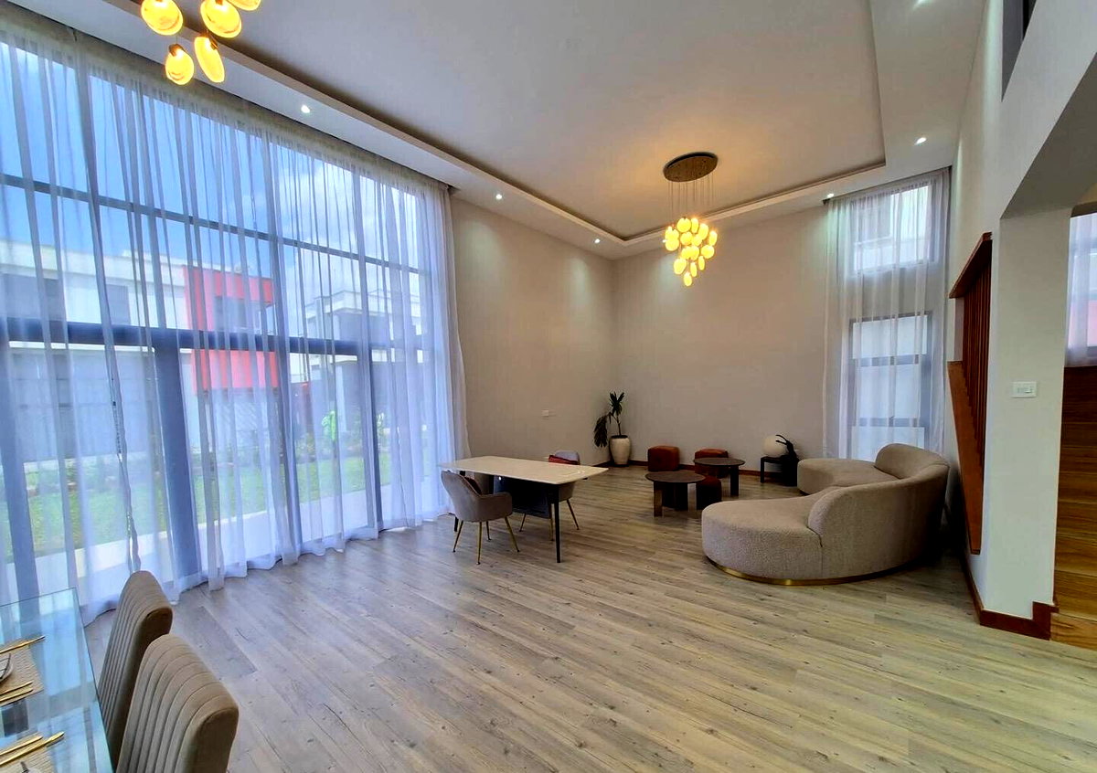 4BR All-Ensuite Townhouse with DSQ on 50x100 - Membley