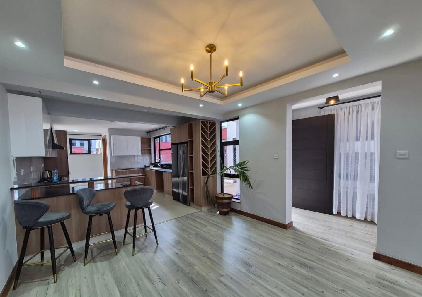 4BR All-Ensuite Townhouse with DSQ on 50x100 - Membley