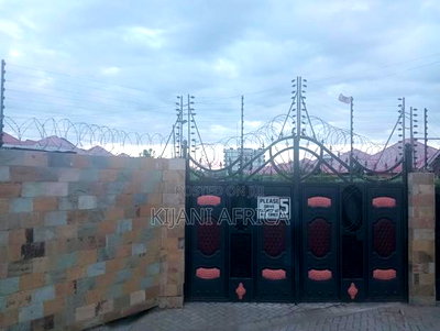 3bdrm Bungalow in Ruai for sale - Image 2