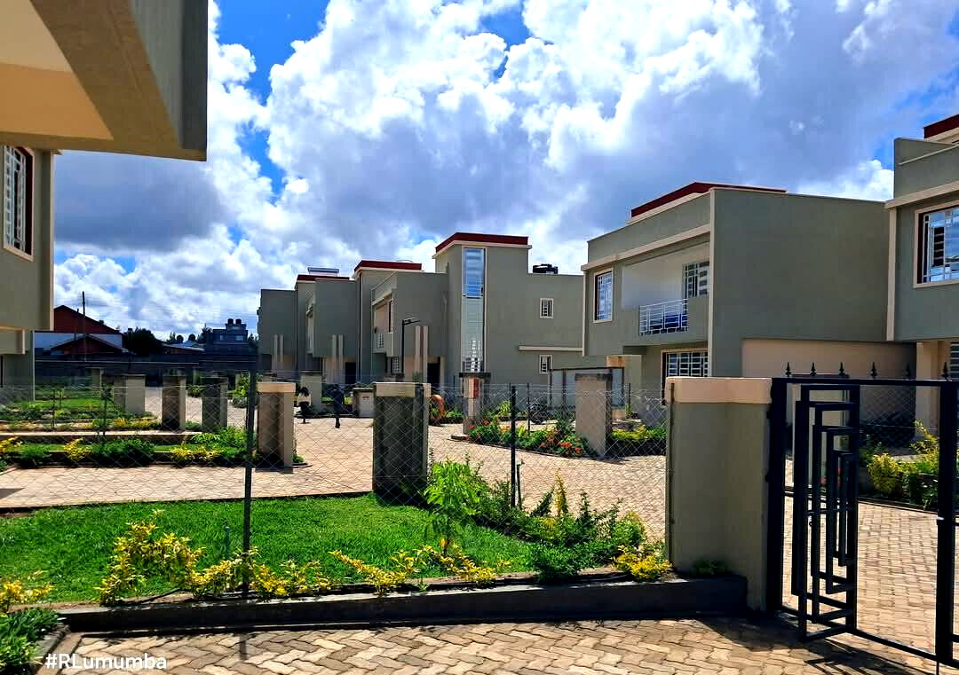 4 En-Suite Townhouse with Rooftop Gazebo & Borehole - Syokimau