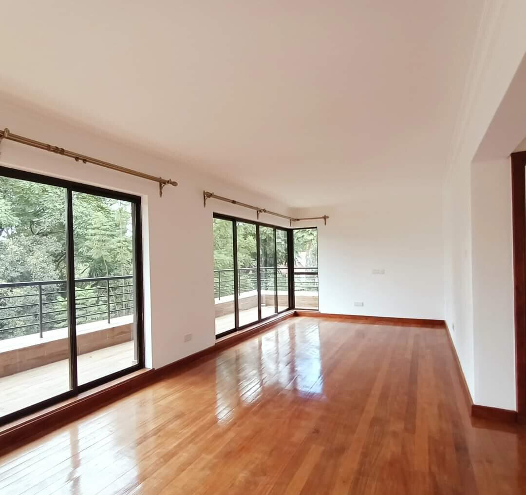 4BR Townhouse with Private Garden & DSQ - Kaputei Gardens, Kileleshwa