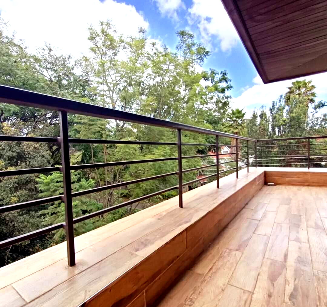 4BR Townhouse with Private Garden & DSQ - Kaputei Gardens, Kileleshwa