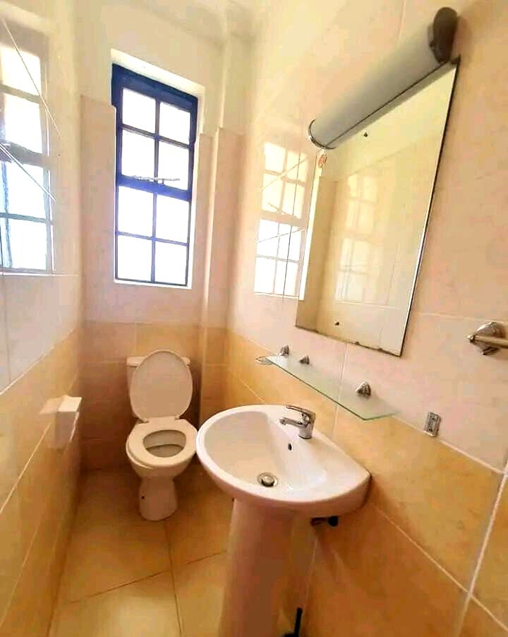 4-Ensuite Townhouse with Pool & Private Garden - Loresho