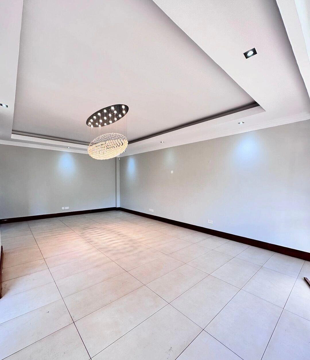 5-Ensuite Villa with DSQ on Half-Acre – Karen Near Galleria
