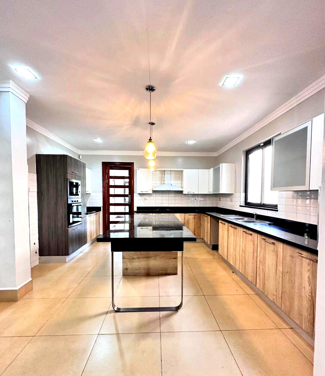 5-Ensuite Villa with DSQ on Half-Acre – Karen Near Galleria