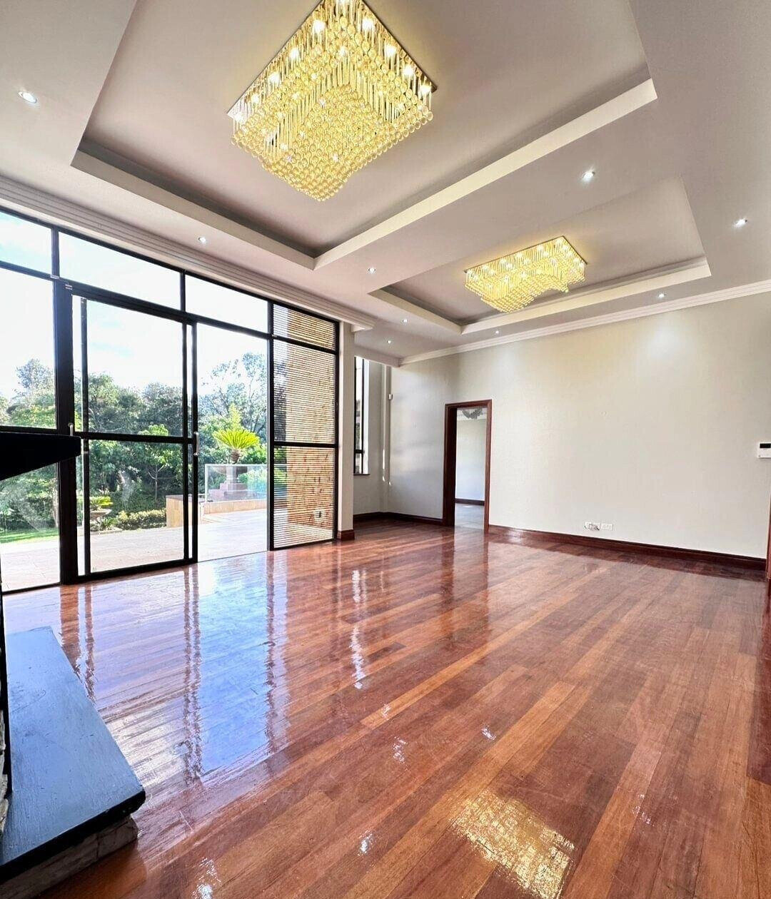 5-Ensuite Villa with DSQ on Half-Acre – Karen Near Galleria