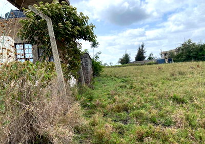Garden Plot with Parking for KSh 1.2M