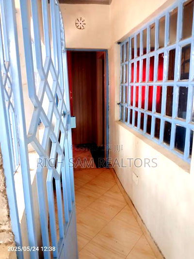 4bdrm Bungalow in Verovian, Menengai West for sale - Image 8