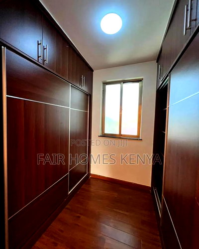 5bdrm Townhouse / Terrace in Chalbi Drive, Lavington for rent - Image 10