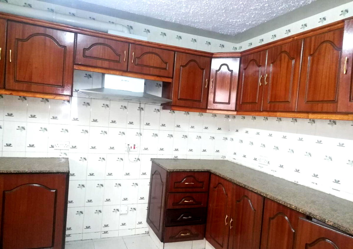 Timeless 5-Ensuite Townhouse with DSQ & Serene Lavington Setting