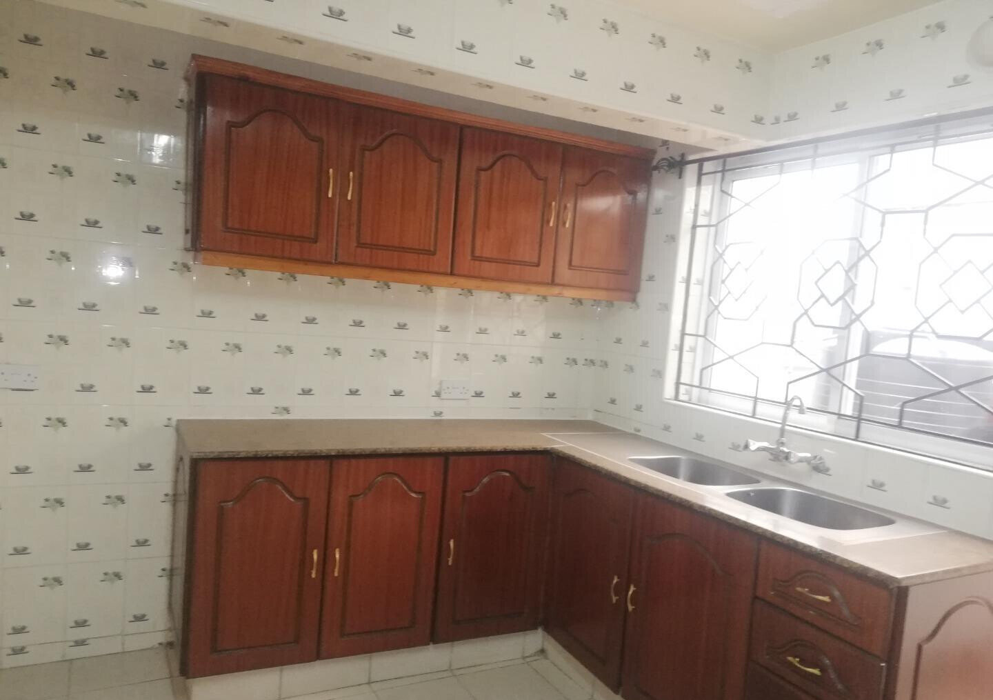 Timeless 5-Ensuite Townhouse with DSQ & Serene Lavington Setting