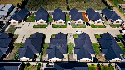 3bdrm Bungalow in Katani for sale - Image 2