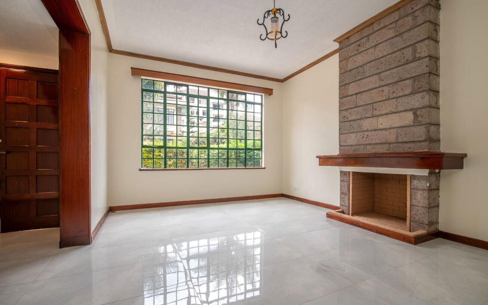 4BR Townhouse in Exclusive 12-Unit Compound - Spring Valley