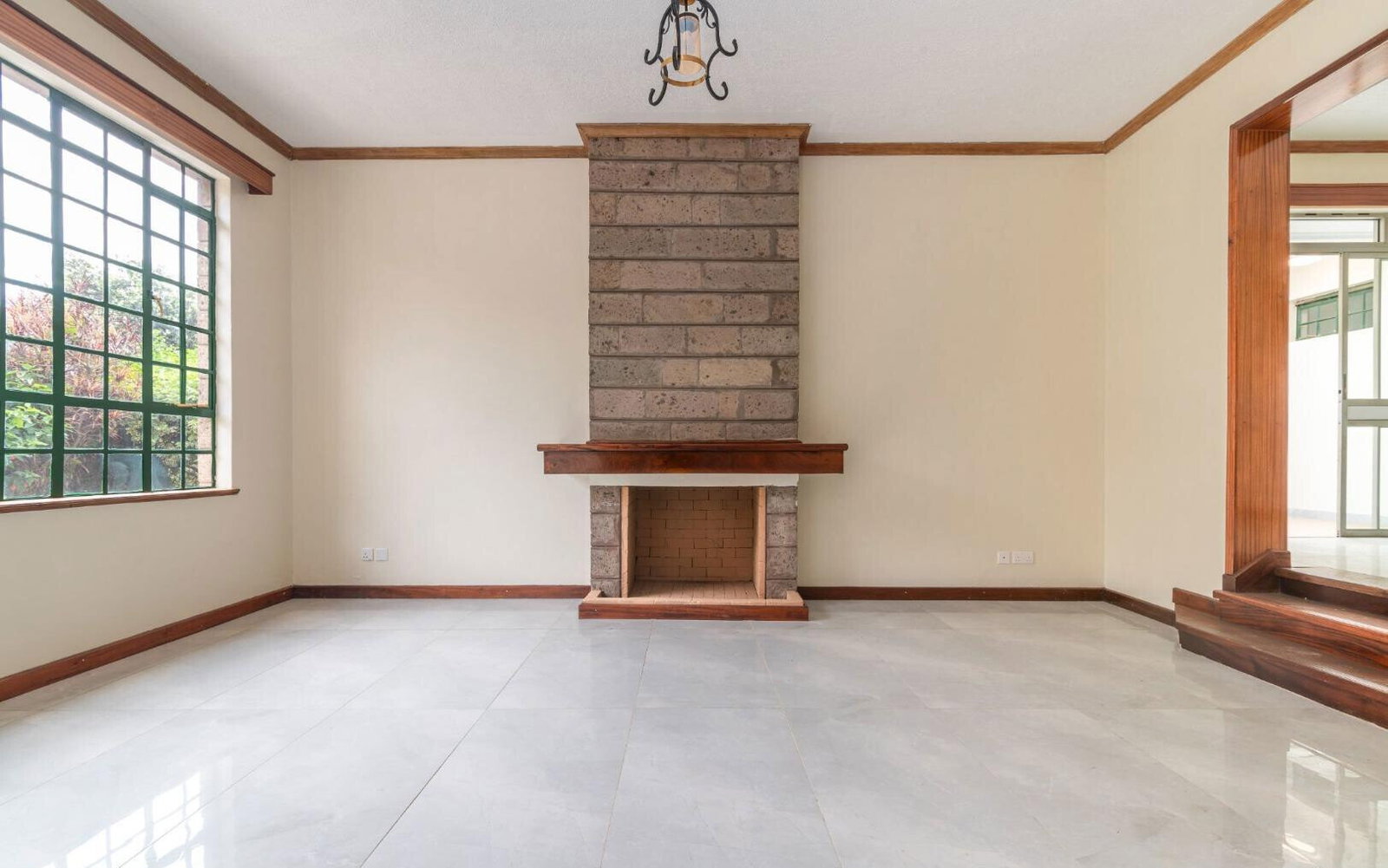 4BR Townhouse in Exclusive 12-Unit Compound - Spring Valley