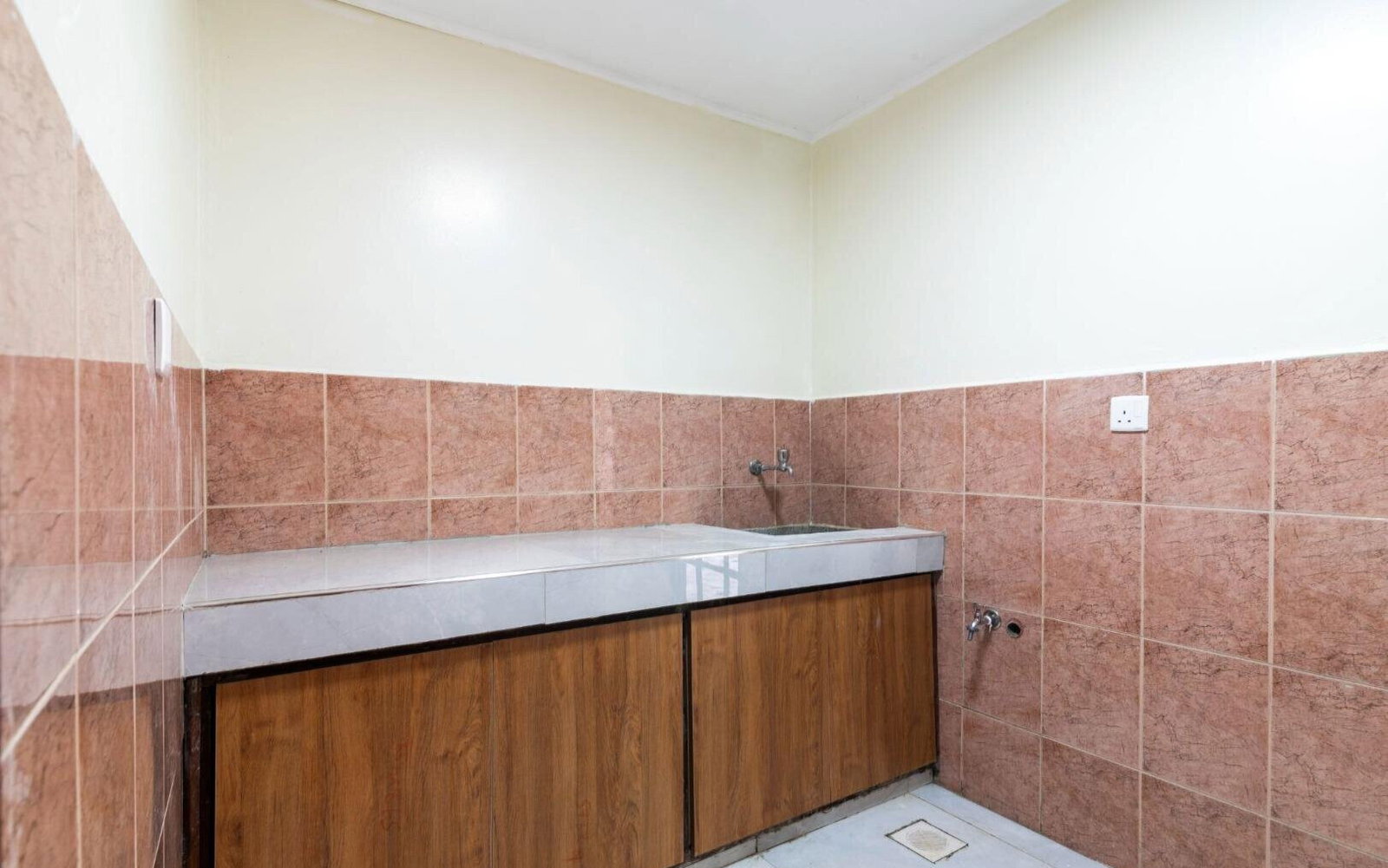 4BR Townhouse in Exclusive 12-Unit Compound - Spring Valley