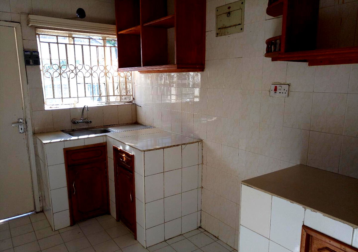 4BR Townhouse in a 16-Unit Gated Community - South C