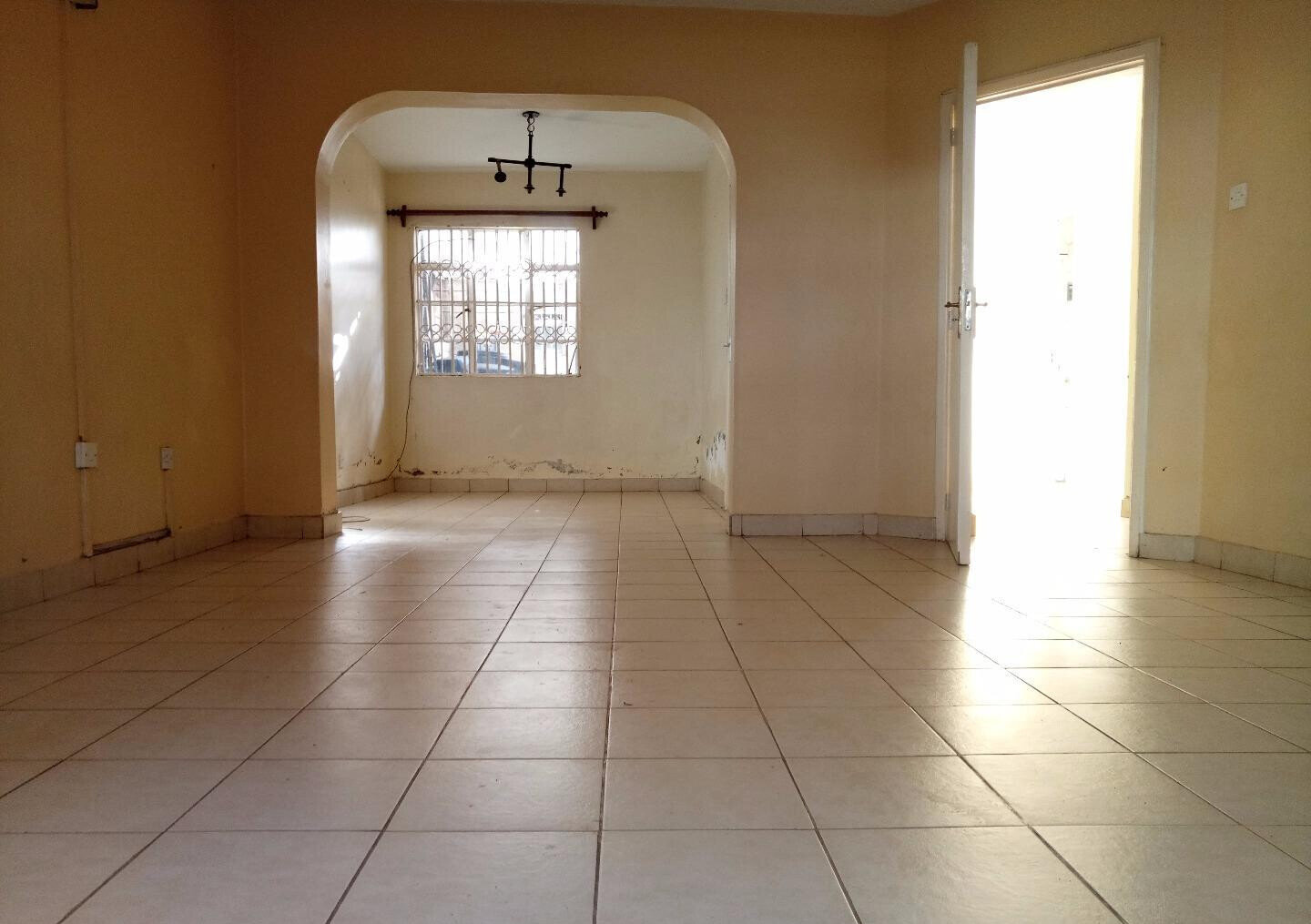 4BR Townhouse in a 16-Unit Gated Community - South C