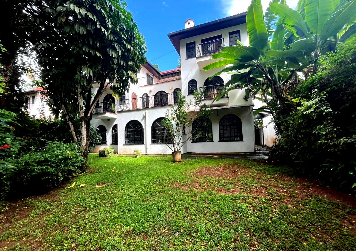 5BR Garden Home with Parking at KSh 350K