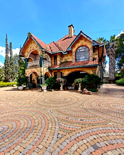50x100 Plot, 5BR Garden Home