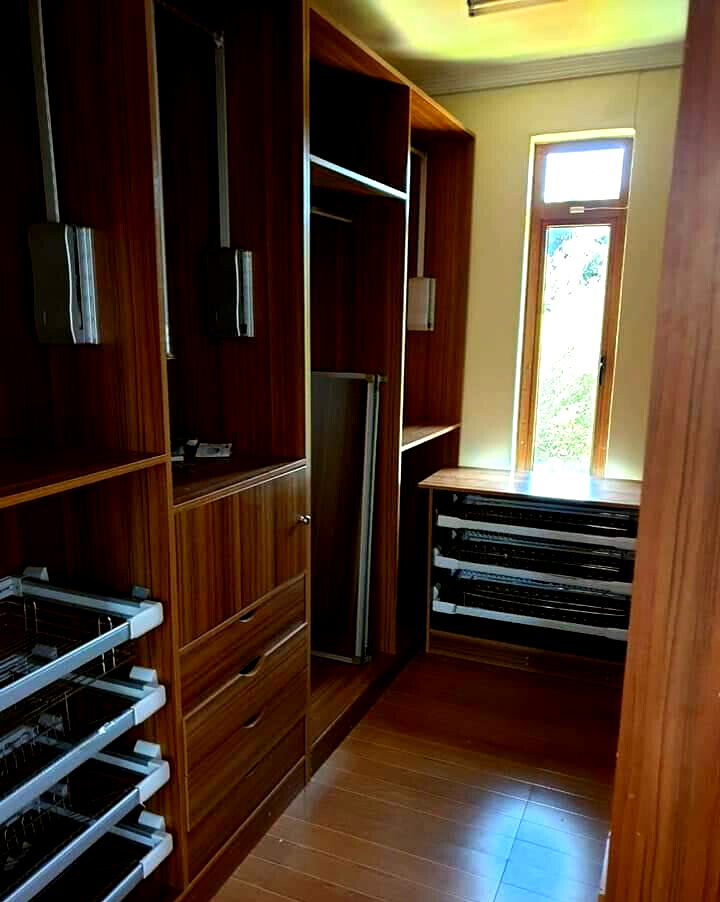 5-Ensuite Townhouse with Jacuzzis & Home Automation - Lavington