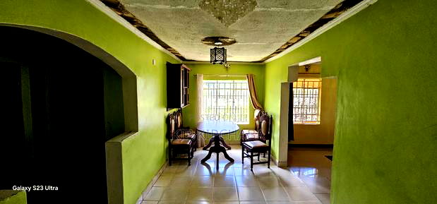 3bdrm Apartment in Pioneer for sale