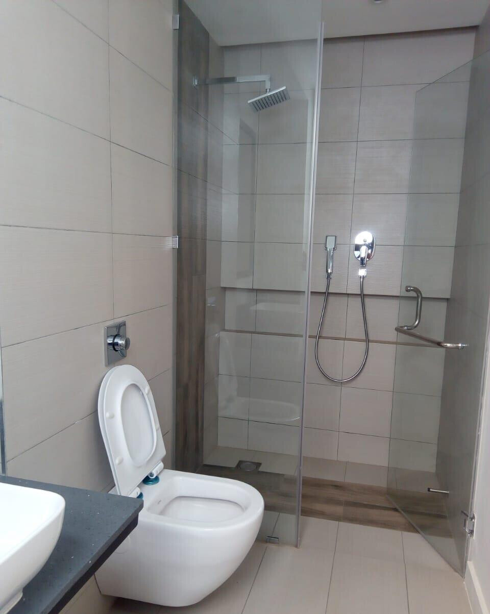Spacious 4BR Townhouse with Backyard & Ample Parking - Lavington