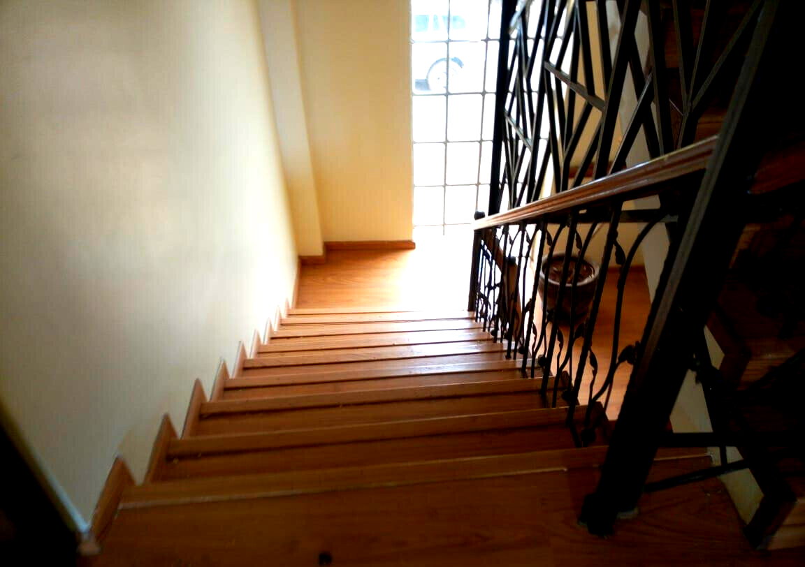 4BR Townhouse on Half-Acre with Garden & Open Kitchen - Runda Mumwe
