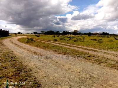 1 Acre Land for Sale in Kitengela - Image 3