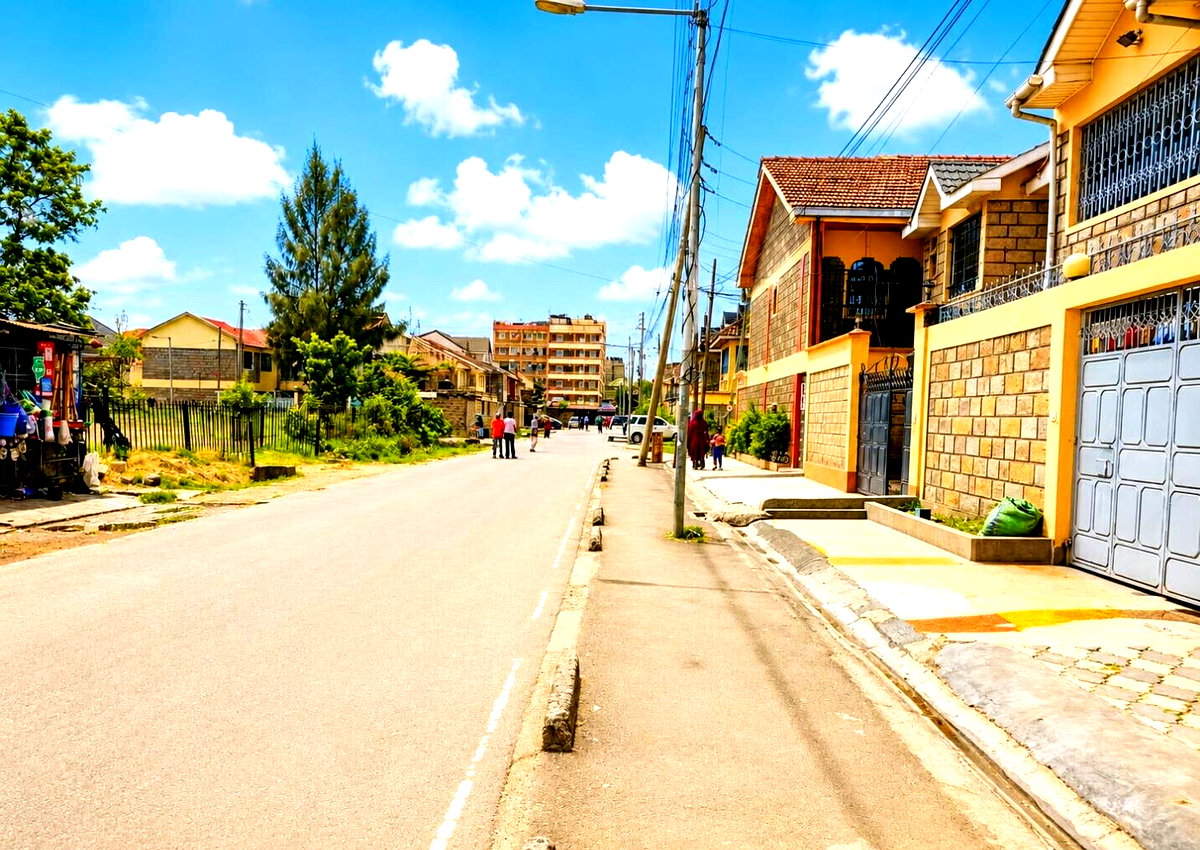 Mixed-Use Building with Steady Rental Income - Donholm