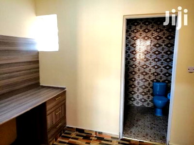 3 Bedroom All Ensuite House With SQ in Ngata. - Image 10