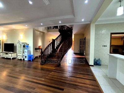 Furnished 5bdrm Mansion In Runda For Sale - Image 10