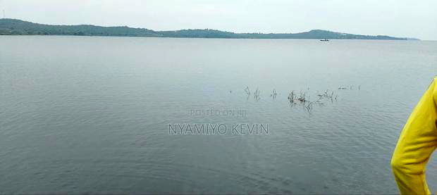 Nyamonye Ugambe Beach Front