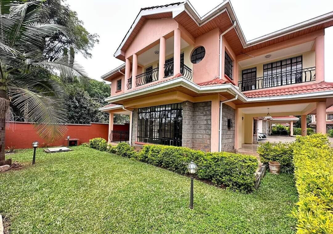 5-Ensuite Townhouse with DSQ & Private Garden - Lavington Gated Community