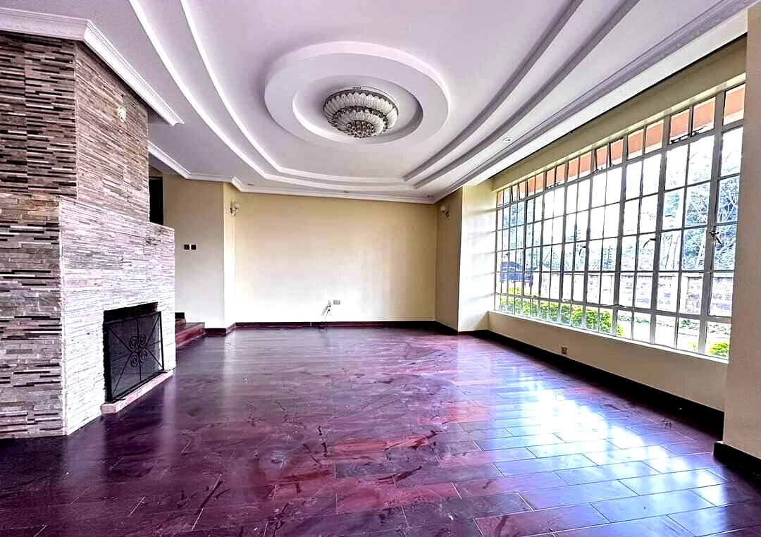 5-Ensuite Townhouse with DSQ & Private Garden - Lavington Gated Community