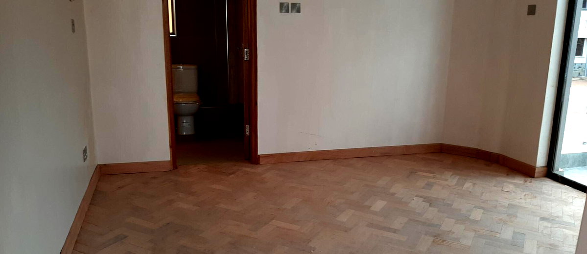 5-Ensuite Townhouse with Fireplace & DSQ - Lower Kabete