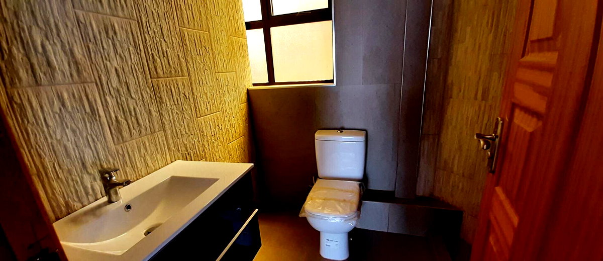 5-Ensuite Townhouse with Fireplace & DSQ - Lower Kabete