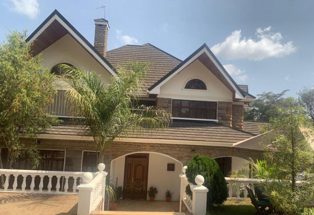 1/8 Acre Plot in South B