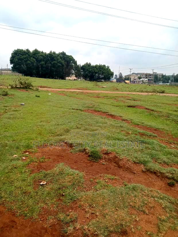 1/4 Plot Annex Ideal for Commercial Purpose