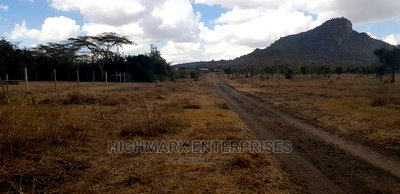 Lukenya:2 Acres for Sale - Image 1