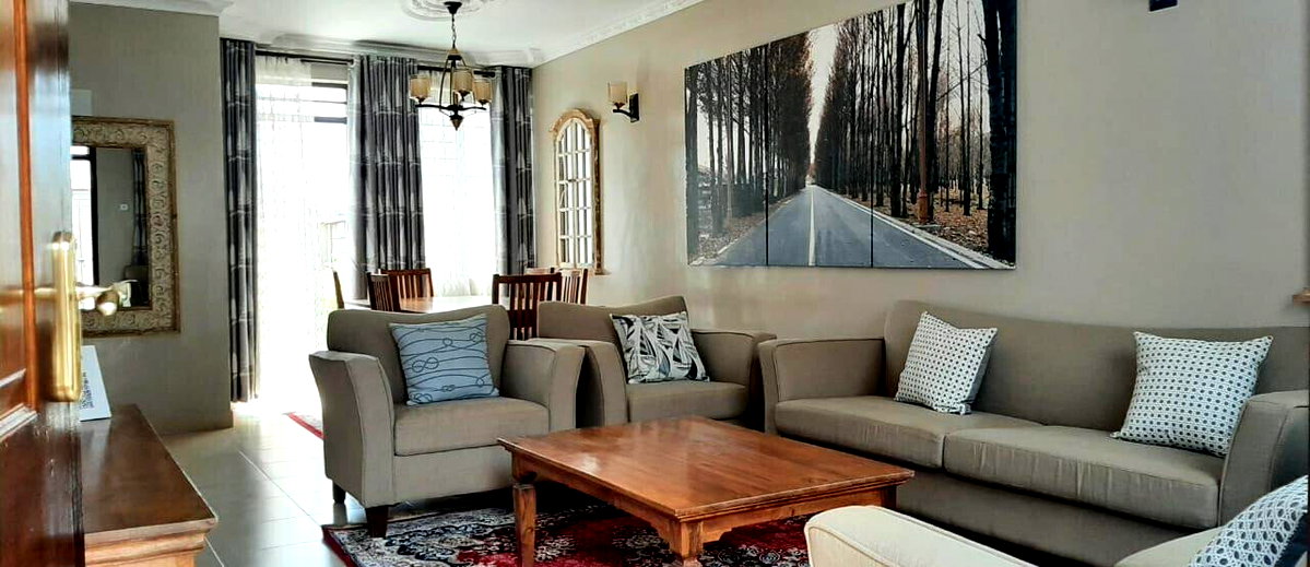 5-Bedroom Townhouse with DSQ & Private Garden - Syokimau