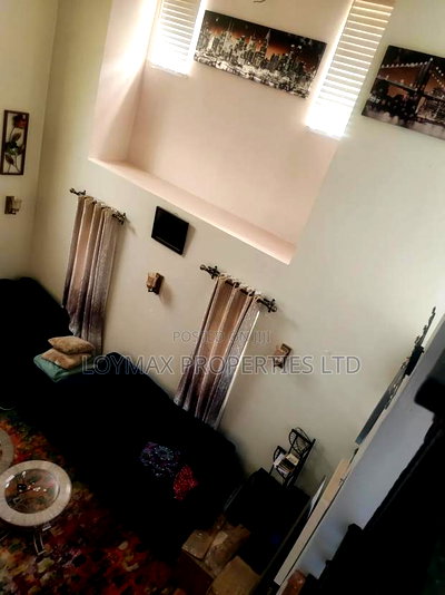 3bdrm Maisonette in Clay City Estate for sale - Image 4