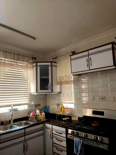 3bdrm Maisonette in Clay City Estate for sale - Image 12