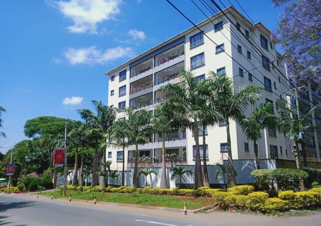 2BR Fully-Fitted Apartment with Generator & Lift - Westlands