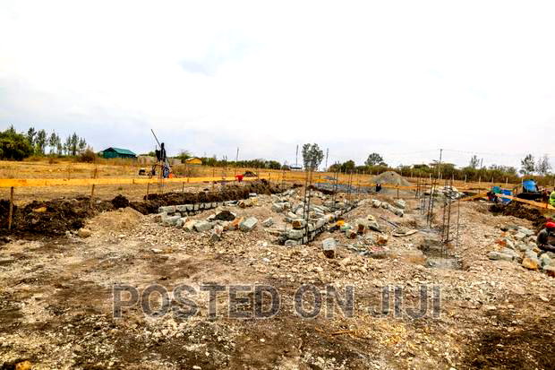 Plots on Offer in Kamulu