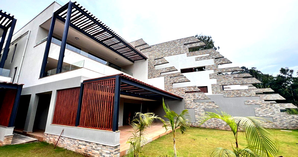 5-Bed Villa with Clubhouse Pool & Gym - Lower Kabete