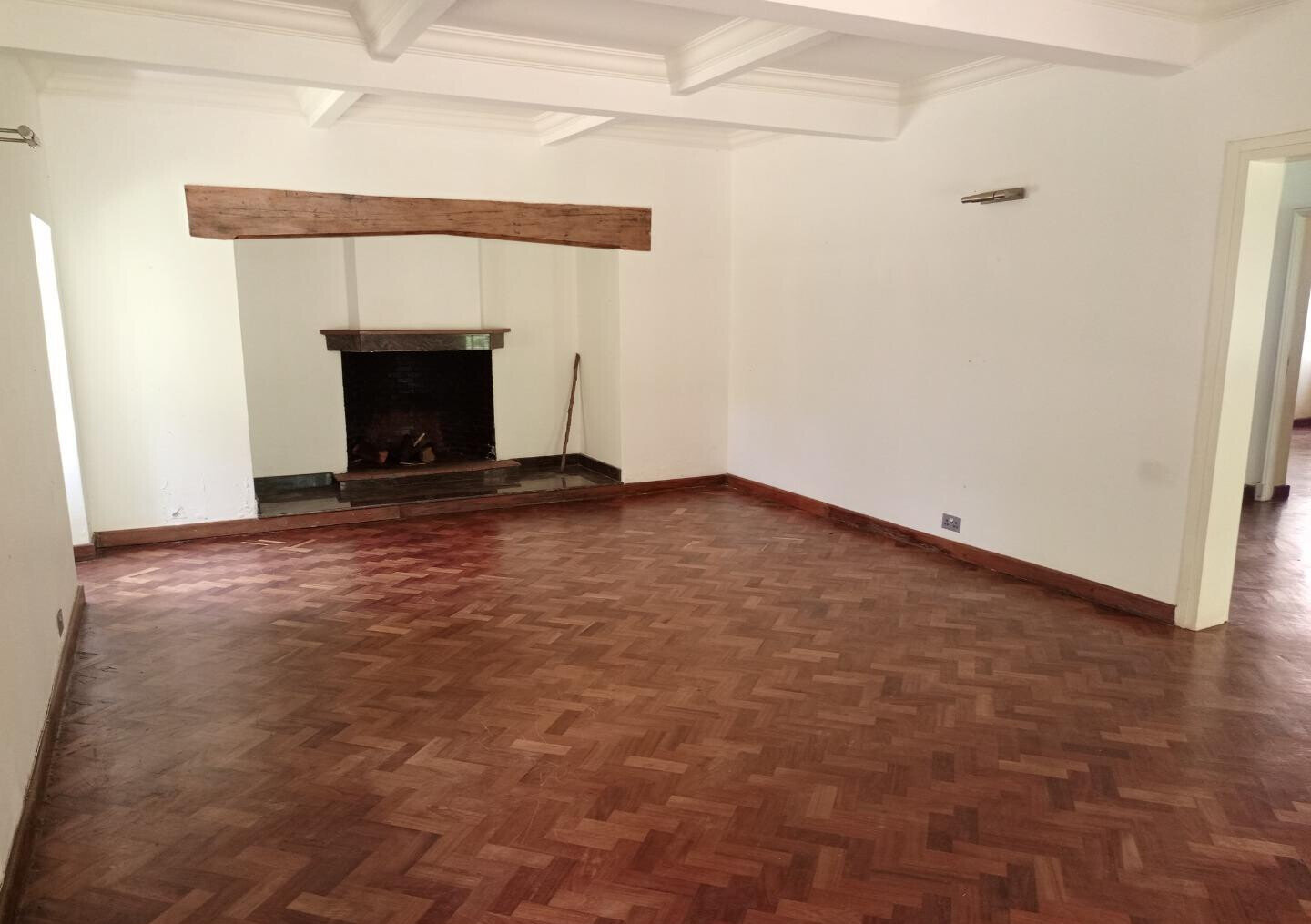 Half Acre 4BR Haven for KSh 580K