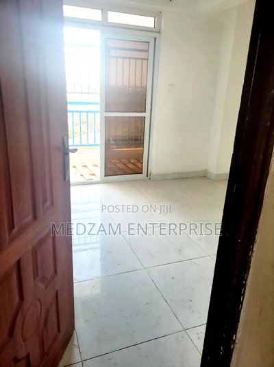 3bdrm Apartment in Kisimani Heights, Ziwa la Ngombe for rent - Image 3