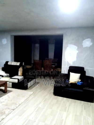 5 Bedroom Mansionte in Katani - Image 2