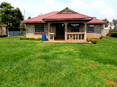 2bdrm Bungalow in Lemok Estate, Simat for Sale - Image 2