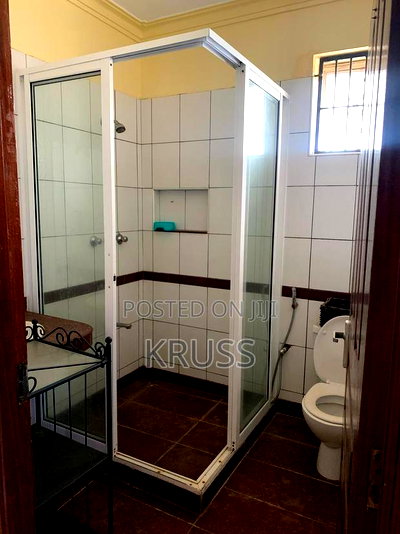 3bdrm Apartment in Nyali for sale - Image 3